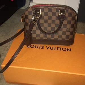 Louis Vuitton Alma BB